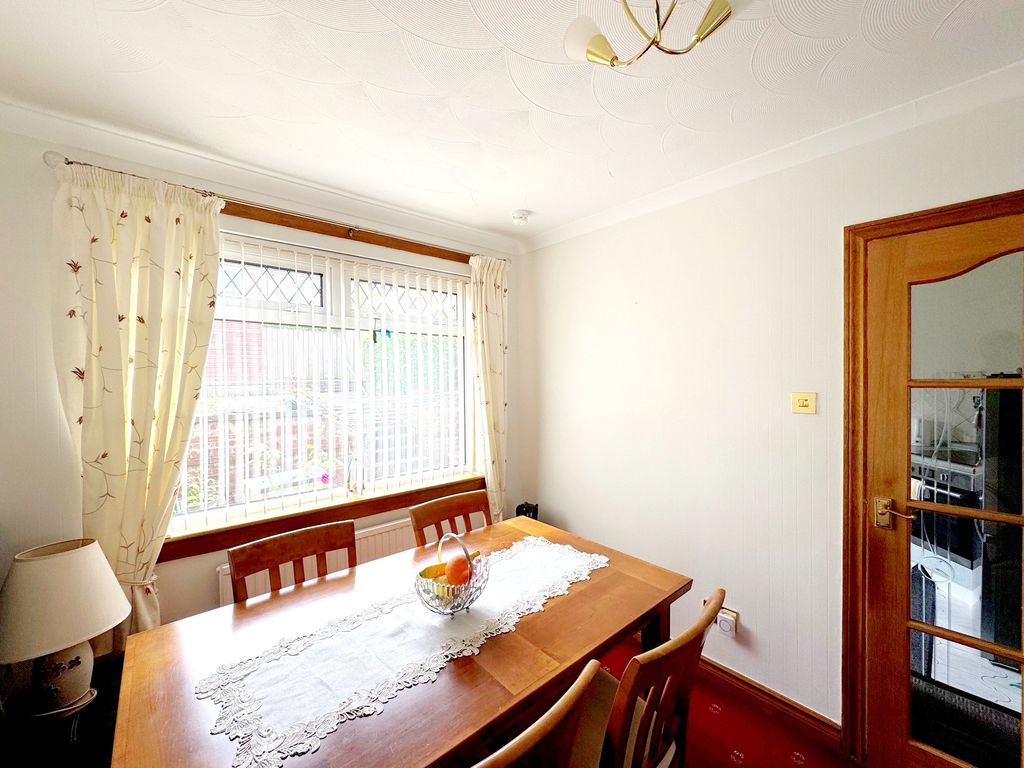Oak Drive Kirkintilloch